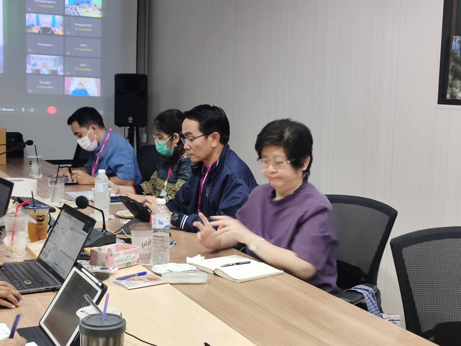ประชุมพิจารณาคำของบประมาณรายจ่ายประจำปีงบประมาณ พ.ศ. 2568 หมวดงบลงทุน รายการครุภัณฑ์ และที่ดินและสิ่งก่อสร้าง (หน่วยงานทางด้านมะเร็ง)